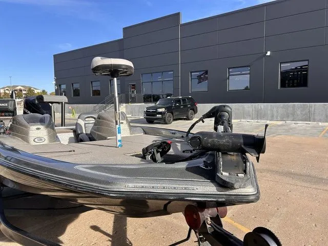 Slide: The Image of Champion CX183 2010 - 12