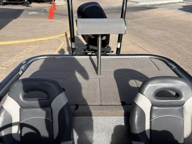 Slide: The Image of Champion CX183 2010 - 14