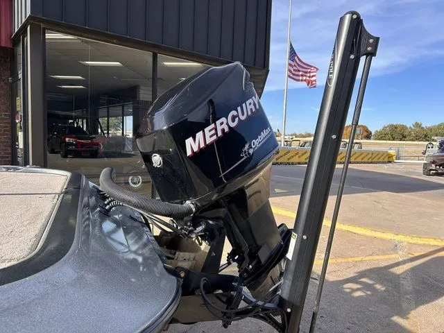 Slide: The Image of Champion CX183 2010 - 5