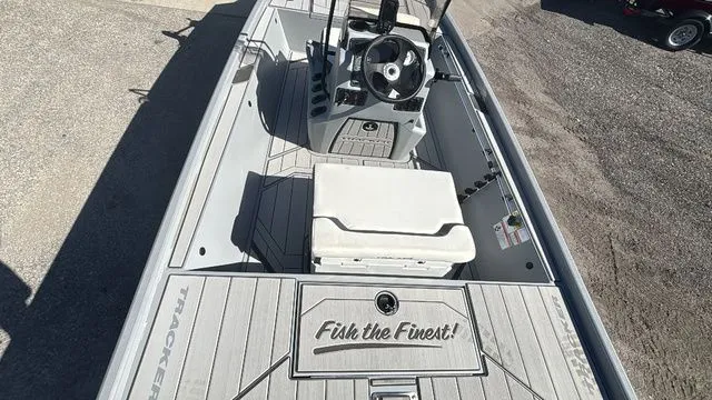 Slide: The Image of Tracker CLASSIC CC 2026 - 13