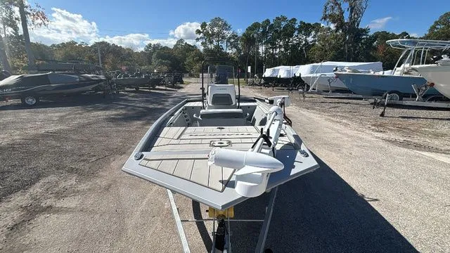 Slide: The Image of Tracker CLASSIC CC 2026 - 9