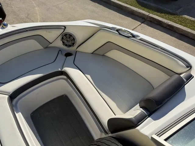 Slide: The Image of Yamaha SX192 2015 - 21