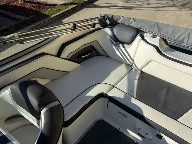 Slide: The Image of Yamaha SX192 2015 - 27