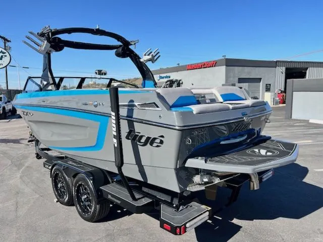 Slide: The Image of Tigé 23ZX 2022 - 9