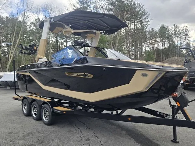Slide: The Image of Nautique Super Air Nautique G23 2026 - 15