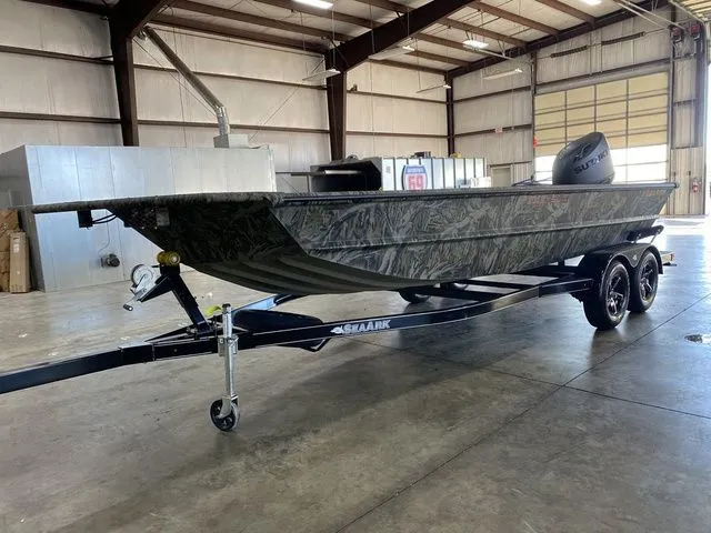 Slide: The Image of SeaArk DXS 2072 SLD 2026 - 2