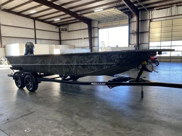 Slide: The Image of SeaArk DXS 2072 SLD 2026 - 3