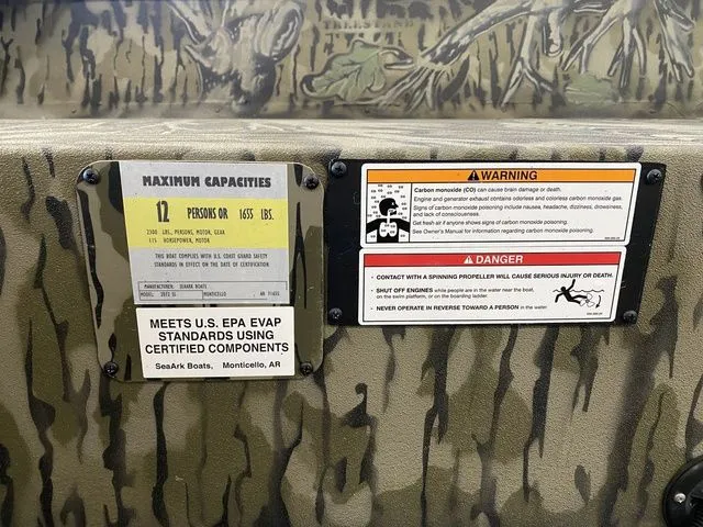 Slide: The Image of SeaArk DXS 2072 SLD 2026 - 8