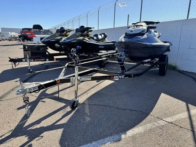 Slide: The Image of Sea-Doo MOVE II 2025 - 1