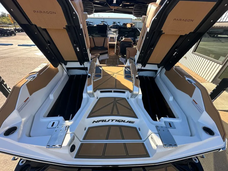 Slide: The Image of Nautique Super Air Nautique G23 Paragon 2026 - 17