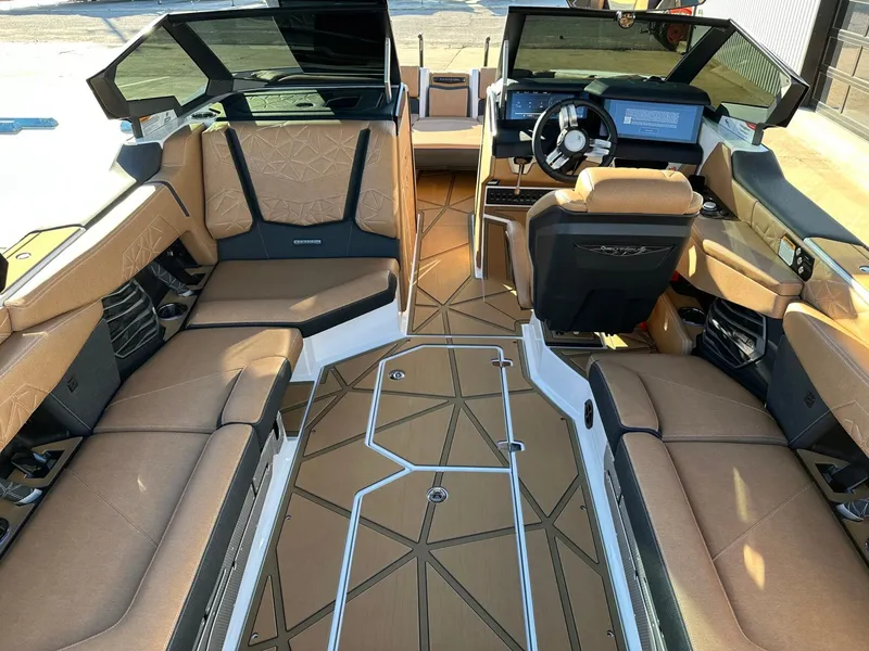 Slide: The Image of Nautique Super Air Nautique G23 Paragon 2026 - 24