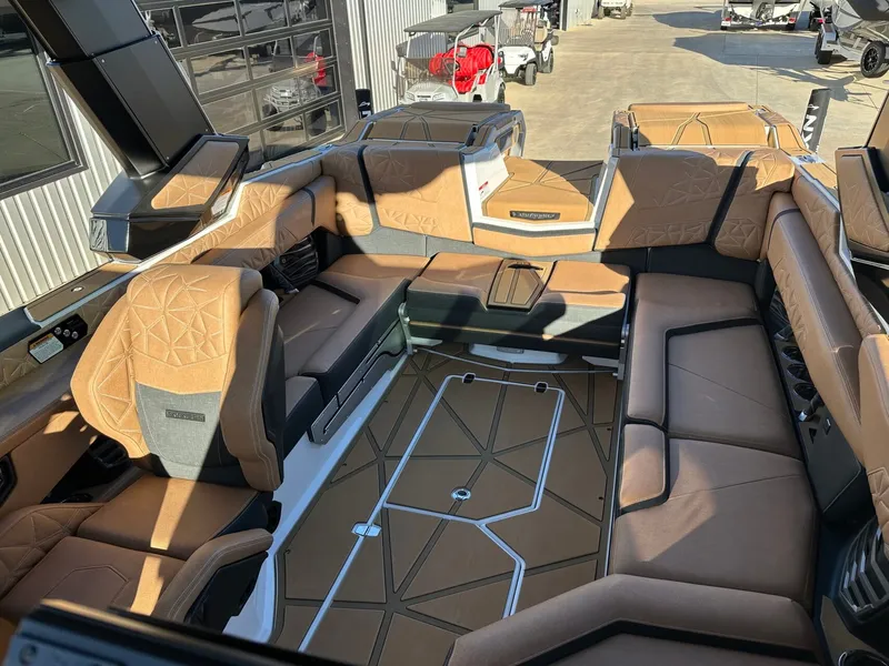 Slide: The Image of Nautique Super Air Nautique G23 Paragon 2026 - 43