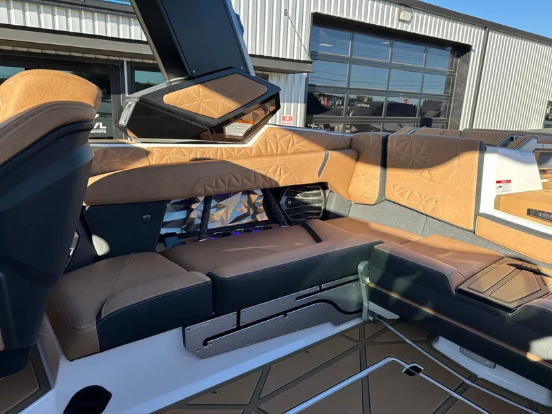 Slide: The Image of Nautique Super Air Nautique G23 Paragon 2026 - 46