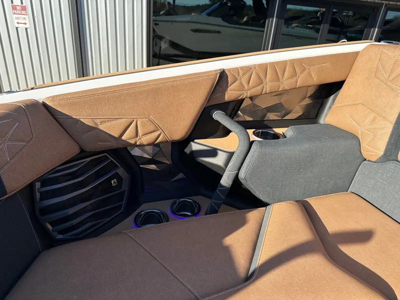 Slide: The Image of Nautique Super Air Nautique G23 Paragon 2026 - 52