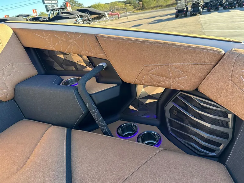 Slide: The Image of Nautique Super Air Nautique G23 Paragon 2026 - 54