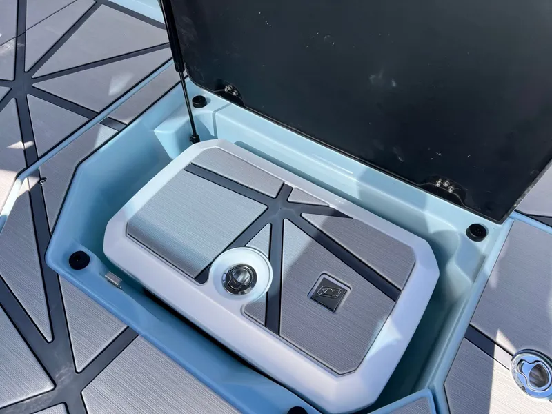 Slide: The Image of Nautique Super Air Nautique G25 Paragon 2026 - 27