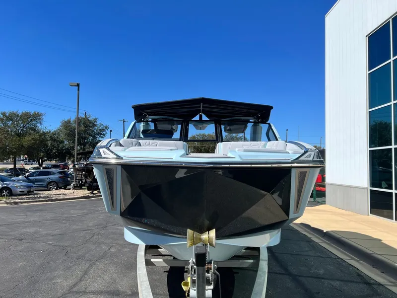 Slide: The Image of Nautique Super Air Nautique G25 Paragon 2026 - 9