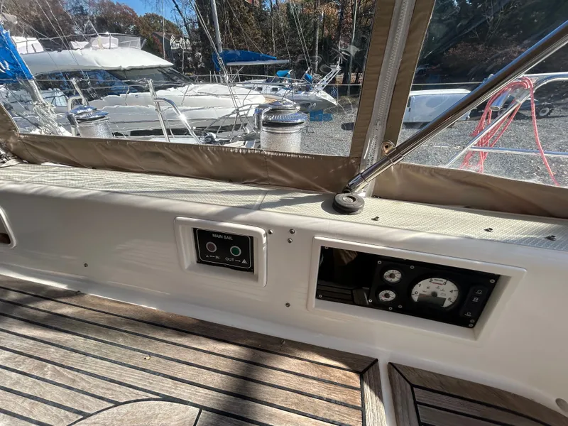 Slide: The Image of Hylas 54 2001 - 15