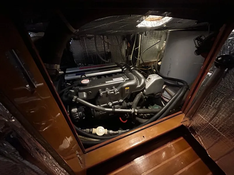 Slide: The Image of Hylas 54 2001 - 31