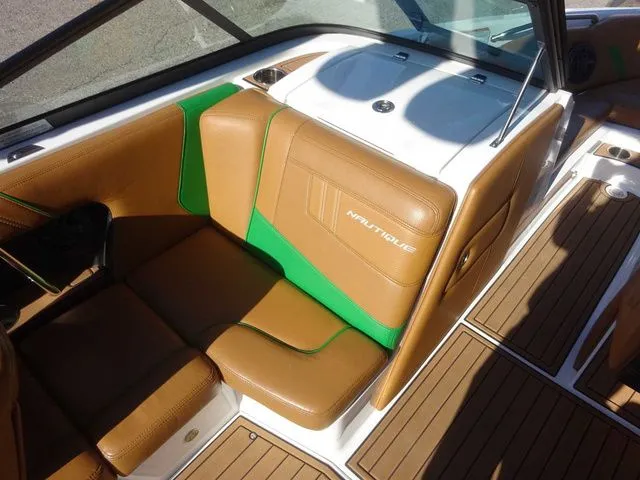 Slide: The Image of Nautique 210 Super Air Nautique 2016 - 11