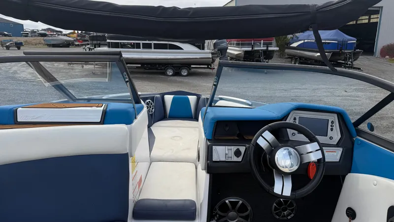 Slide: The Image of Tigé R21 2019 - 12