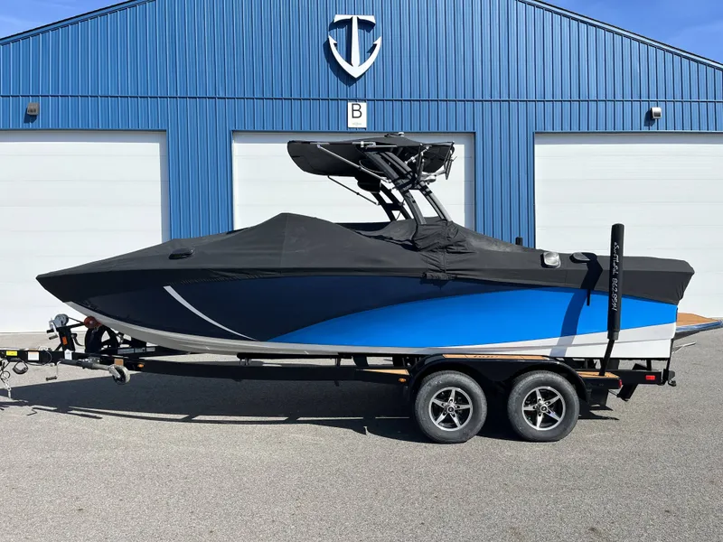 Slide: The Image of Tigé R21 2019 - 25