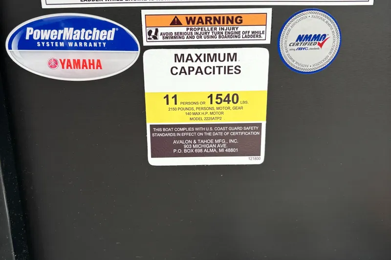 Slide: The Image of Sticker displaying maximum capacities for Avalon Venture Cruise Rear Bench 2025, with safety warnings and certifications. - 3