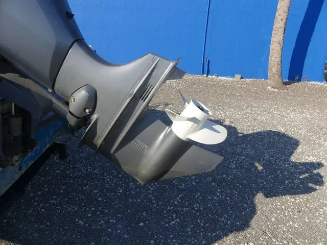 Slide: The Image of NauticStar 19 XS 2018 - 11