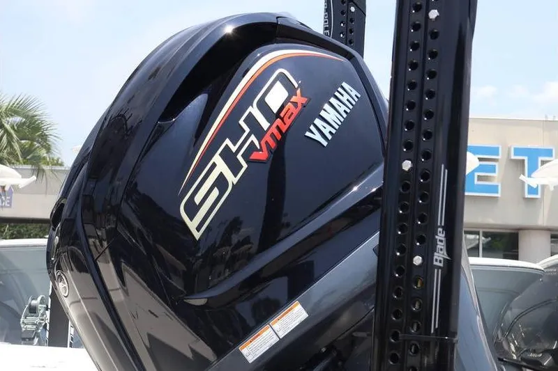 Slide: The Image of Yamaha SHO VMAX outboard motor on 2025 Pathfinder 2200 TRS boat. - 18
