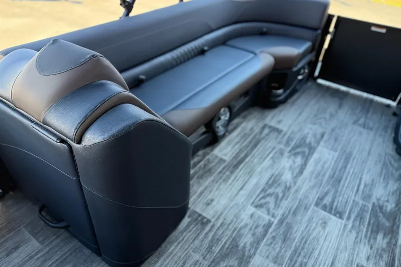 Slide: The Image of Luxurious seating on 2026 Avalon 2585 LSZ Entertainer boat with stylish flooring. - 14