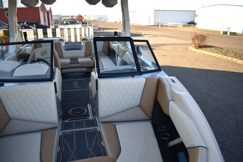 Slide: The Image of 2026 Tigé Z3 boat interior with luxurious seating and modern design. - 47