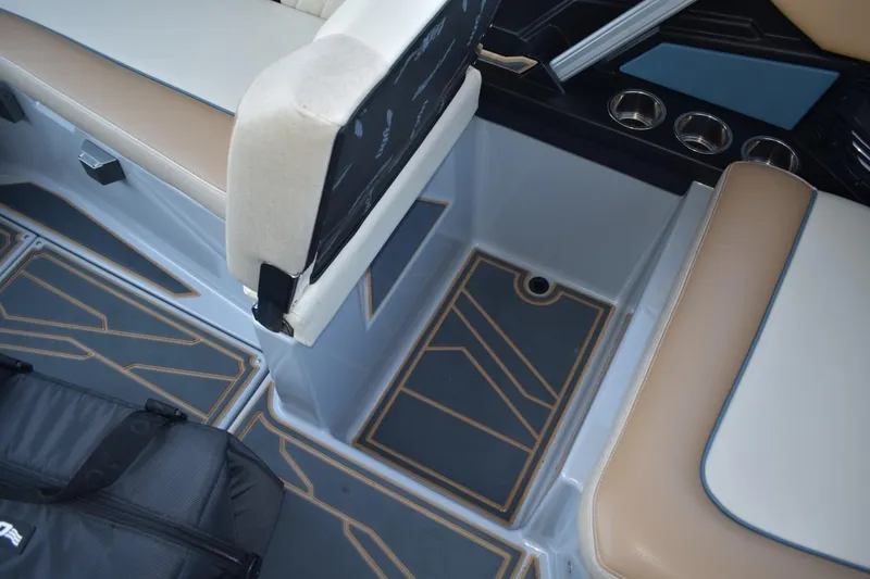 Slide: The Image of Interior of 2026 Tigé Z3 boat with stylish seating and cup holders. - 66