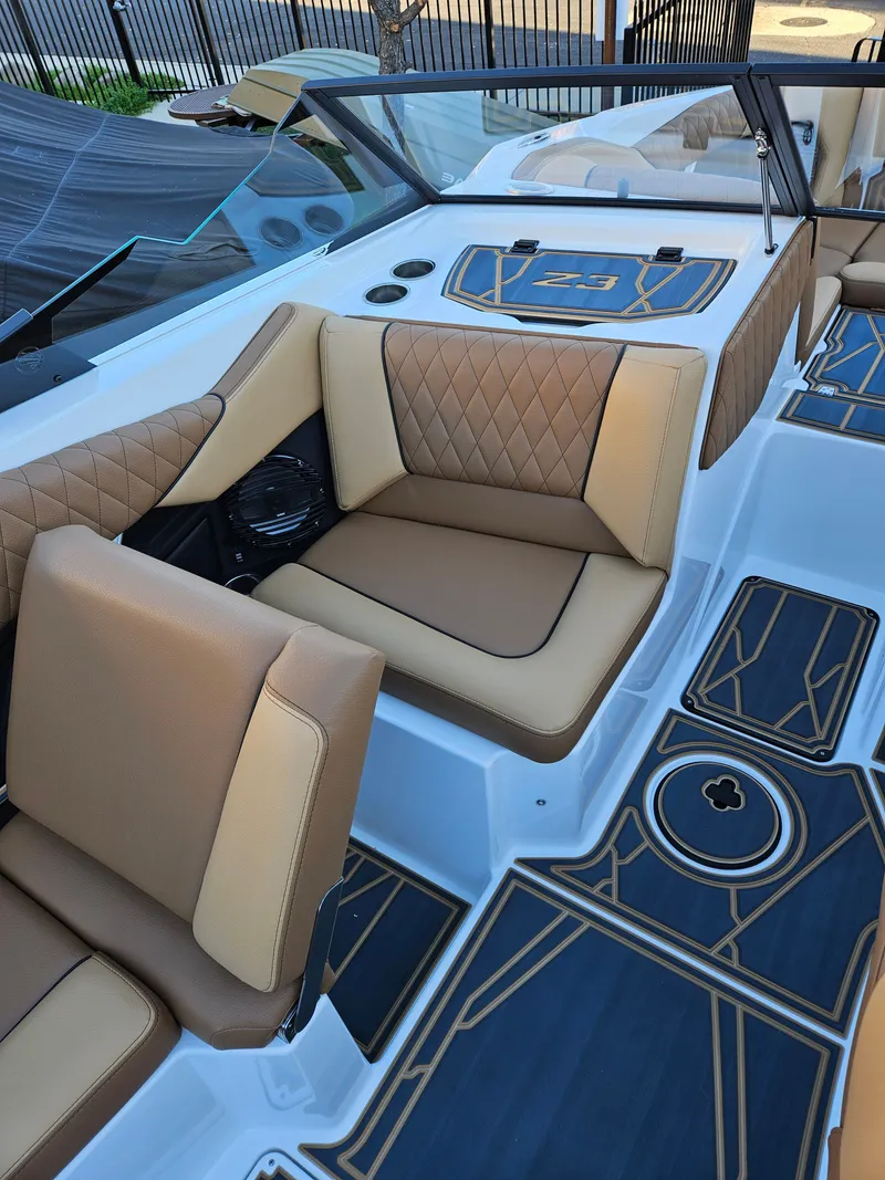 Slide: The Image of Tigé Z3 2026 - 20