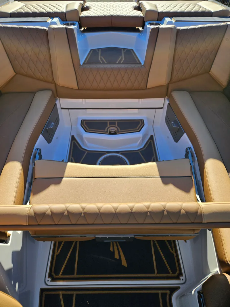 Slide: The Image of Tigé Z3 2026 - 28