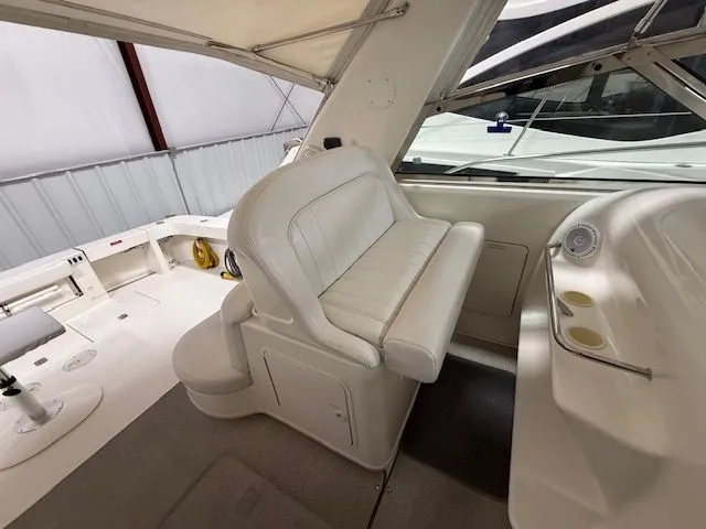 Slide: The Image of Sea Ray 370 Express Cruiser 1997 - 2