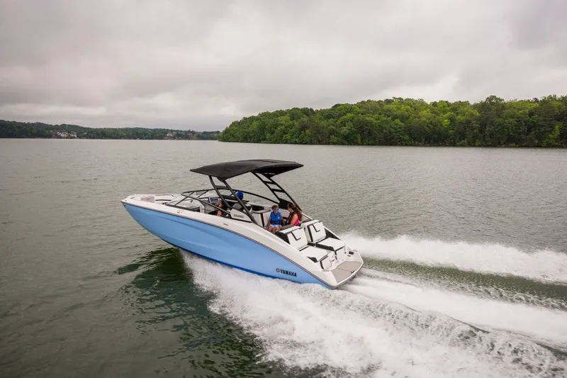 Slide: The Image of Yamaha 252SE 2026 - 3