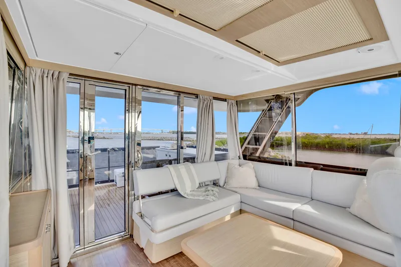 Slide: The Image of Aquila 54 Yacht 2022 - 40