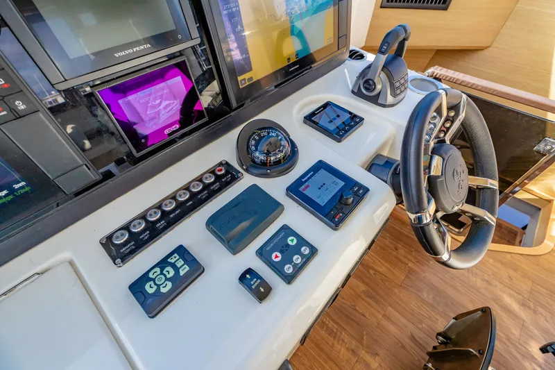 Slide: The Image of Aquila 54 Yacht 2022 - 48