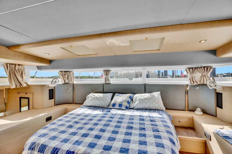 Slide: The Image of Aquila 54 Yacht 2022 - 66