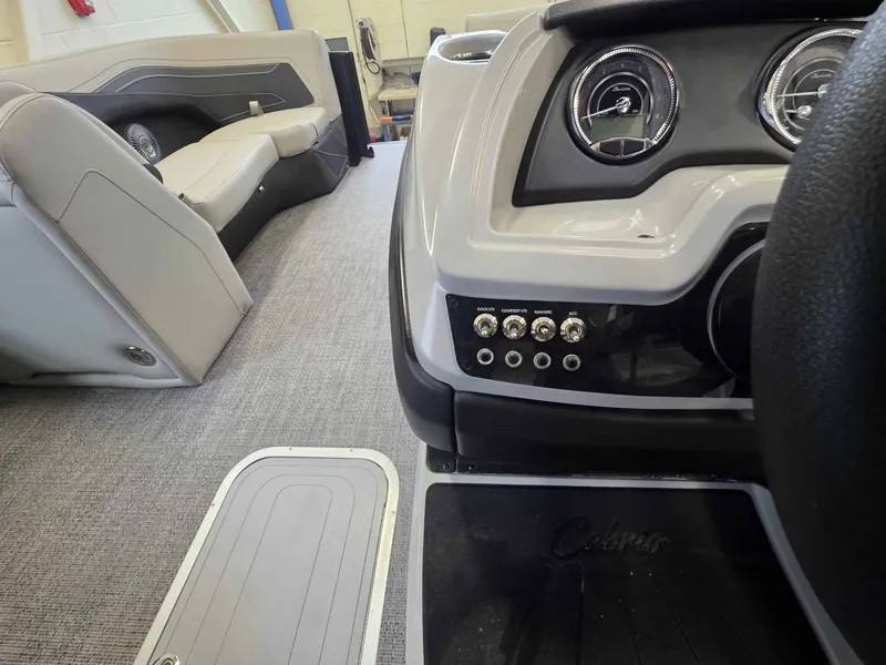 Slide: The Image of Barletta Cabrio 22M 2026 - 29