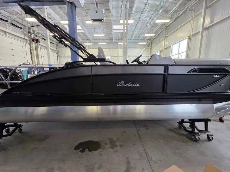 Slide: The Image of Barletta Cabrio 22UC 2026 - 12