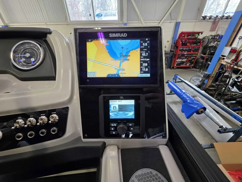 Slide: The Image of Barletta Cabrio 22UC 2026 - 22