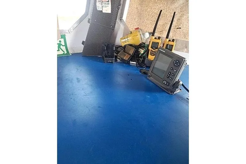 Slide: The Image of Interior of 2016 Mützelfeldtwerft Offshore Fast Crew Taxi Catamaran with navigation equipment. - 45