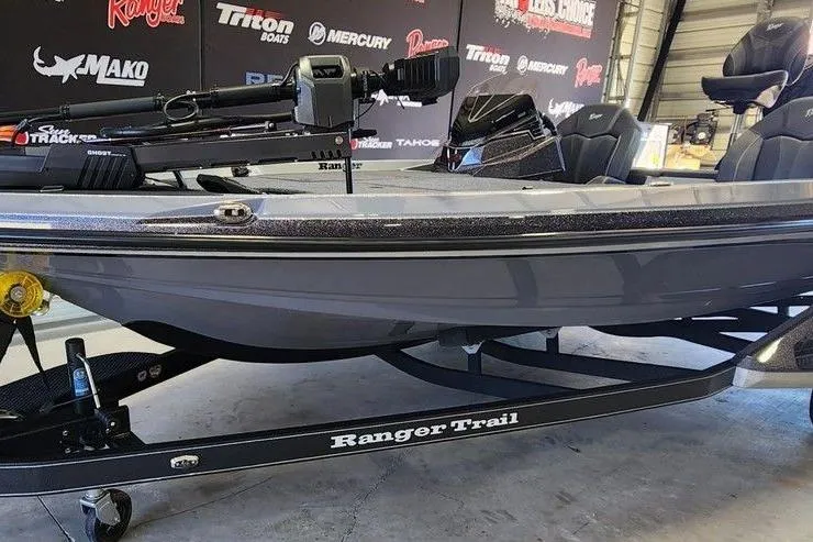 Slide: The Image of 2026 Ranger Z519R Cup-Equipped boat on trailer in showroom setting. - 4
