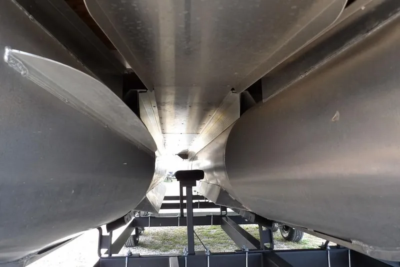 Slide: The Image of Underneath view of 2024 Bennington 22 SXS pontoon boat on trailer. - 39