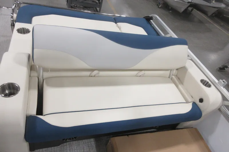 Slide: The Image of 2026 Avalon LSZ 2585 Entertainer Triple toon boat seating with cup holders. - 19