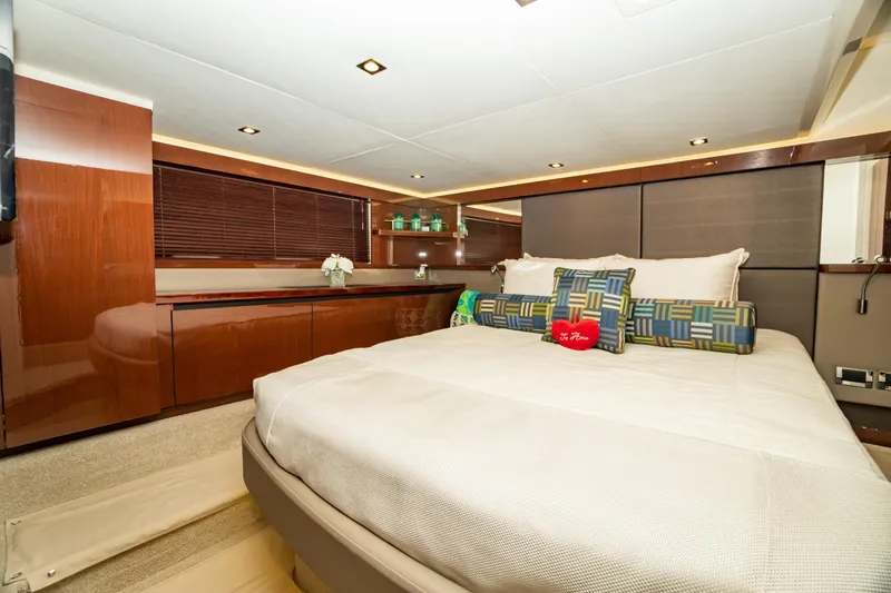 Slide: The Image of Luxurious bedroom interior of 2017 Sea Ray Sundancer 460 yacht with modern decor. - 46