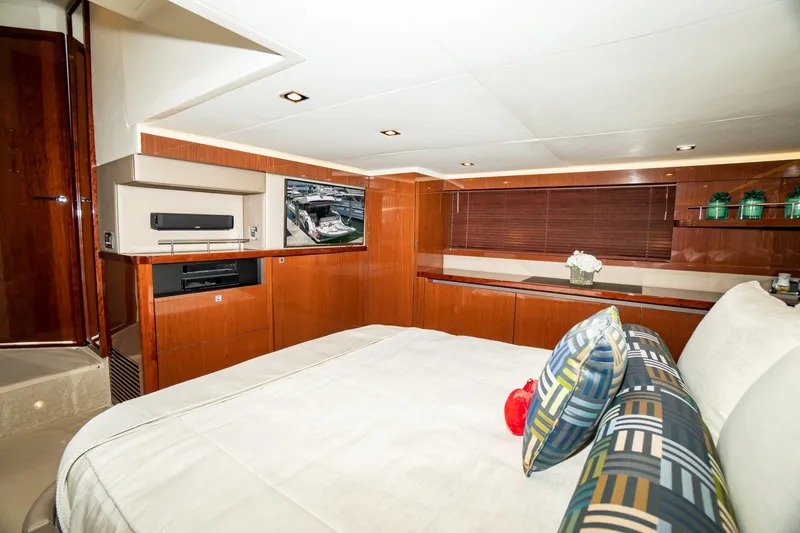 Slide: The Image of Luxurious interior of 2017 Sea Ray Sundancer 460 yacht with modern amenities and elegant design. - 63