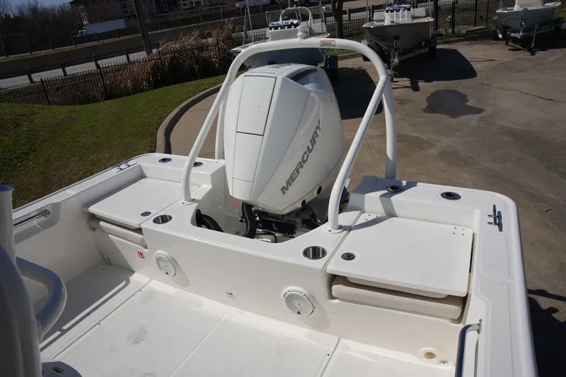 Slide: The Image of Boston Whaler 210 Montauk 2026 - 11