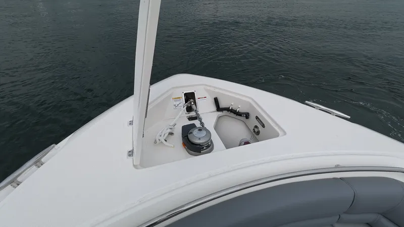 Slide: The Image of Boston Whaler 330 Outrage 2026 - 34